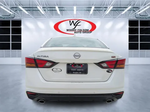 More photos of 2025 Nissan Altima SR at Woody Folsom CDJR of Douglas, GA