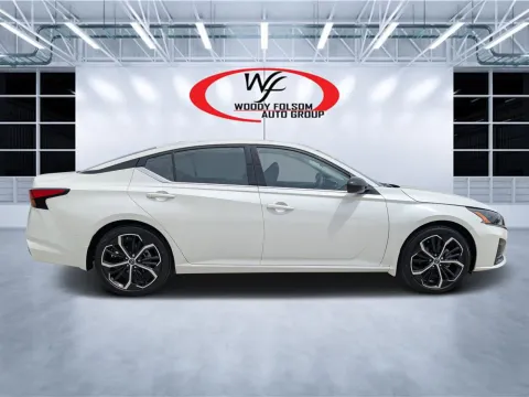 Photos of 2025 Nissan Altima SR for sale in Douglas, GA at Woody Folsom CDJR of Douglas