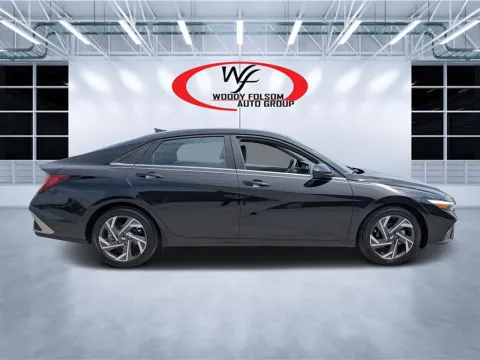 Photos of 2025 Hyundai Elantra SEL Convenience for sale in Douglas, GA at Woody Folsom CDJR of Douglas