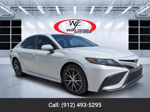 White 2023 Toyota Camry SE for sale in Douglas, GA
