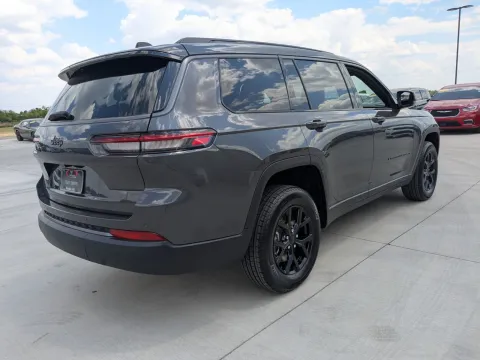 More photos of 2026 Jeep Grand Cherokee L Laredo Altitude at Woody Folsom CDJR of Douglas, GA