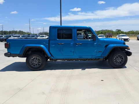 Another view of 2026 Jeep Gladiator Sport S for sale in Douglas, GA at Woody Folsom CDJR of Douglas
