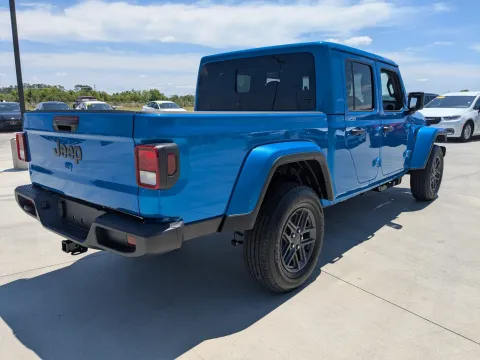 More photos of 2026 Jeep Gladiator Sport S at Woody Folsom CDJR of Douglas, GA