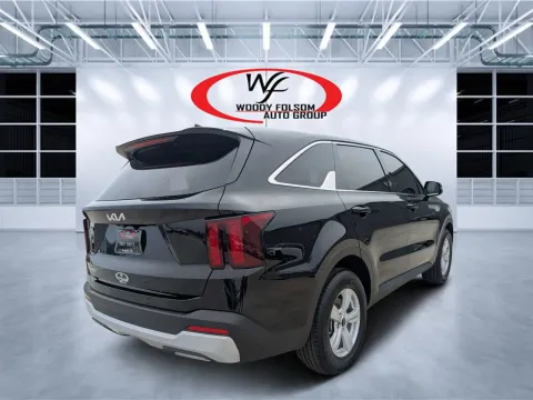 More photos of 2026 Kia Sorento LX at Woody Folsom CDJR of Douglas, GA