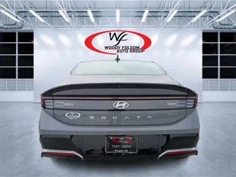 More photos of 2024 Hyundai Sonata SEL at Woody Folsom CDJR of Douglas, GA