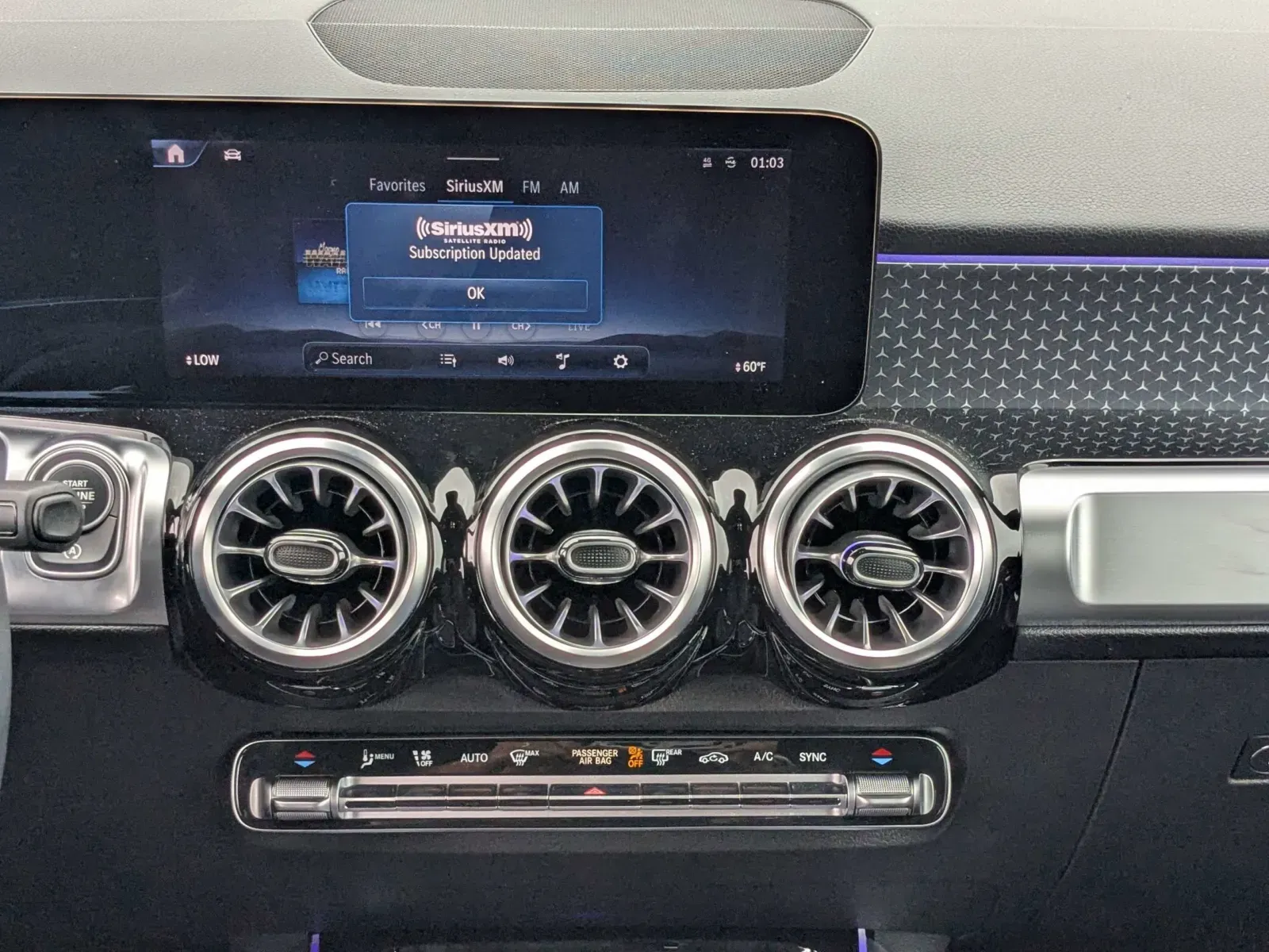 2025 Mercedes-Benz GLB Base - Photo 17