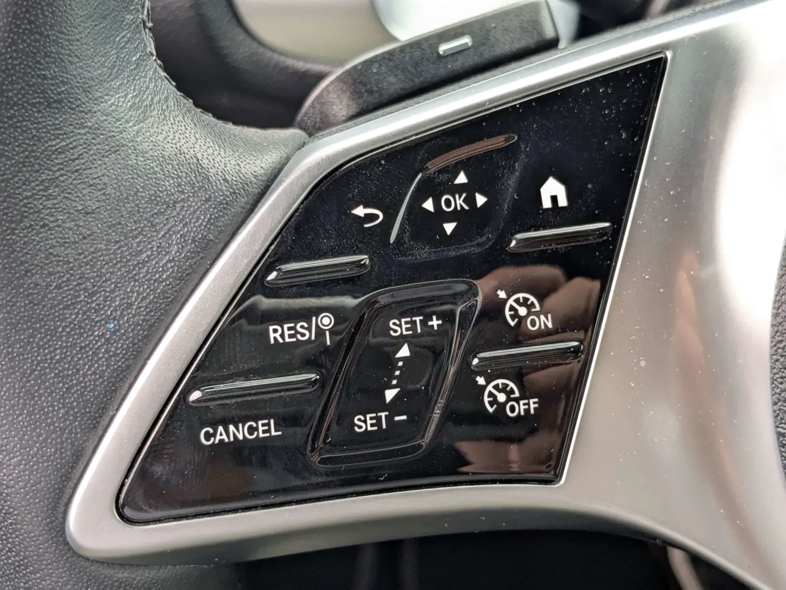 2025 Mercedes-Benz GLB Base - Photo 23