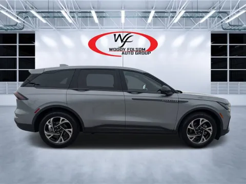 Photos of 2024 Lincoln Nautilus Premiere for sale in Douglas, GA at Woody Folsom CDJR of Douglas