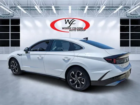 More photos of 2025 Hyundai Sonata SEL at Woody Folsom CDJR of Douglas, GA