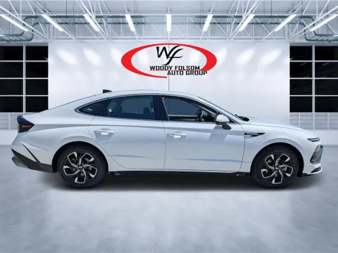 Photos of 2025 Hyundai Sonata SEL for sale in Douglas, GA at Woody Folsom CDJR of Douglas