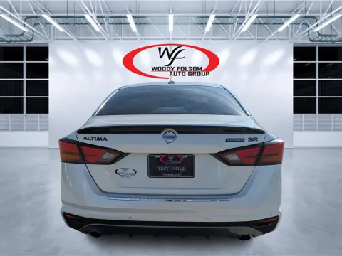 More photos of 2022 Nissan Altima 2.5 SR at Woody Folsom CDJR of Douglas, GA