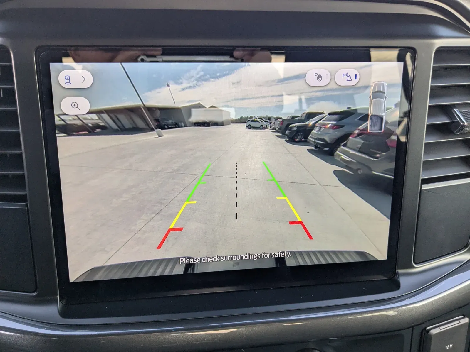 2025 Ford F-150 STX - Photo 19