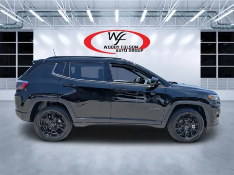 Photos of 2026 Jeep Compass Latitude Altitude for sale in Douglas, GA at Woody Folsom CDJR of Douglas