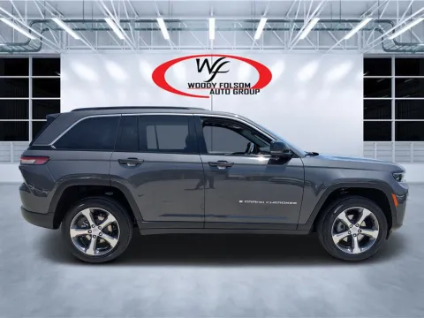 Photos of 2026 Jeep Grand Cherokee Limited for sale in Douglas, GA at Woody Folsom CDJR of Douglas