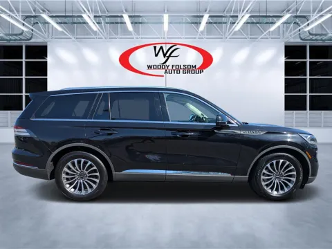 Photos of 2023 Lincoln Aviator Reserve for sale in Douglas, GA at Woody Folsom CDJR of Douglas