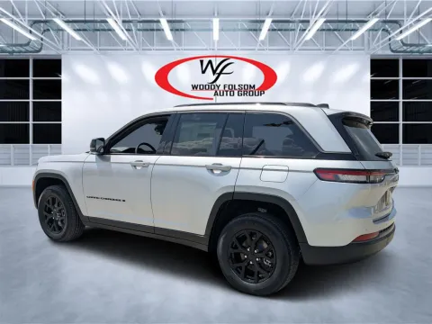 More photos of 2026 Jeep Grand Cherokee Laredo Altitude at Woody Folsom CDJR of Douglas, GA
