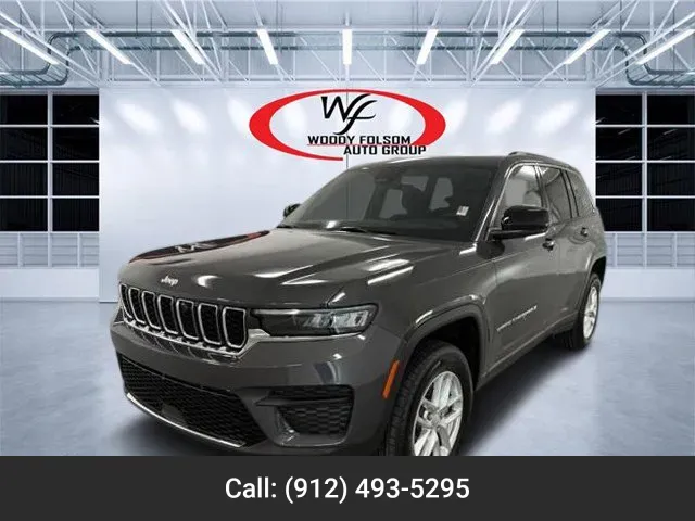 2026 Jeep Grand Cherokee Laredo