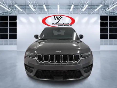 Photos of 2026 Jeep Grand Cherokee Laredo for sale in Douglas, GA at Woody Folsom CDJR of Douglas
