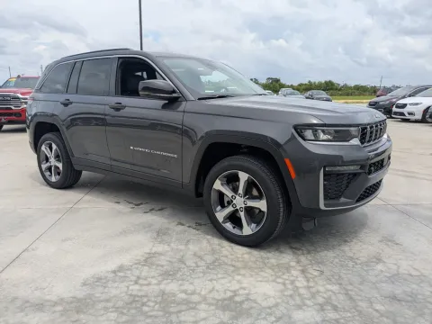 Photos of 2026 Jeep Grand Cherokee Limited for sale in Douglas, GA at Woody Folsom CDJR of Douglas