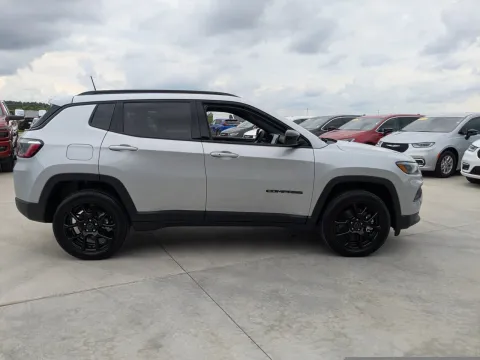 Another view of 2026 Jeep Compass Latitude for sale in Douglas, GA at Woody Folsom CDJR of Douglas