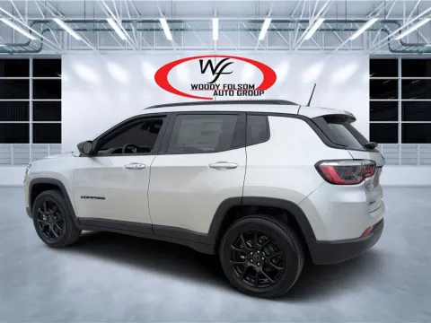 More photos of 2026 Jeep Compass Latitude Altitude at Woody Folsom CDJR of Douglas, GA