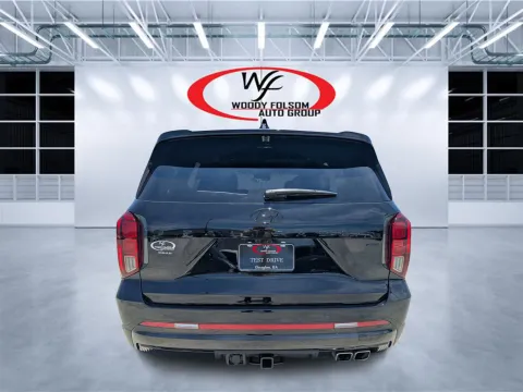 More photos of 2025 Hyundai Palisade Calligraphy Night Edition at Woody Folsom CDJR of Douglas, GA