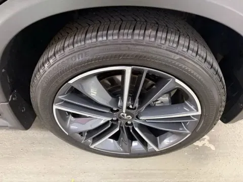 More photos of 2025 INFINITI QX55 LUXE at Woody Folsom CDJR of Douglas, GA