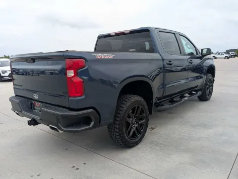 More photos of 2021 Chevrolet Silverado 1500 LT Trail Boss at Woody Folsom CDJR of Douglas, GA