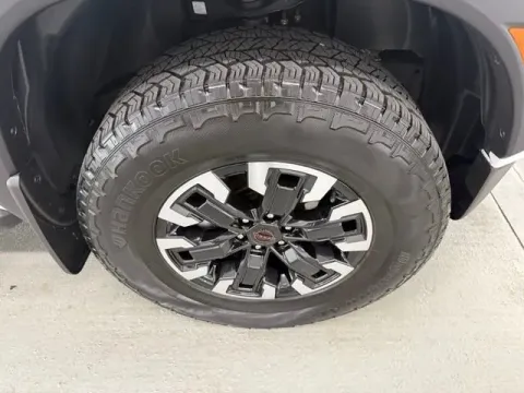 More photos of 2023 Nissan Frontier PRO-X at Woody Folsom CDJR of Douglas, GA