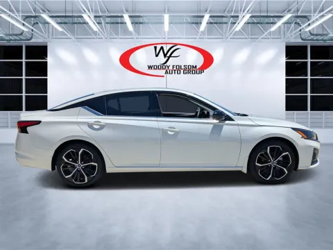 Photos of 2025 Nissan Altima SR for sale in Douglas, GA at Woody Folsom CDJR of Douglas