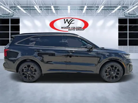 Photos of 2022 Kia Sorento SX Prestige for sale in Douglas, GA at Woody Folsom CDJR of Douglas