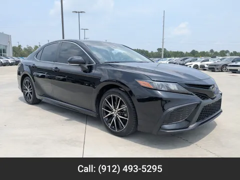 Black 2024 Toyota Camry SE for sale in Douglas, GA