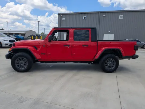 More photos of 2024 Jeep Gladiator Sport S at Woody Folsom CDJR of Douglas, GA
