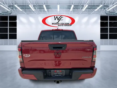 More photos of 2022 Nissan Frontier PRO-X at Woody Folsom CDJR of Douglas, GA