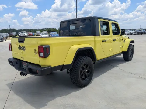 More photos of 2023 Jeep Gladiator Willys at Woody Folsom CDJR of Douglas, GA