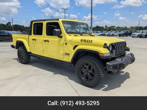 Yellow 2023 Jeep Gladiator Willys for sale in Douglas, GA