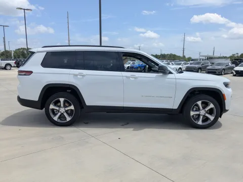 Another view of 2026 Jeep Grand Cherokee L Limited for sale in Douglas, GA at Woody Folsom CDJR of Douglas