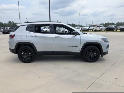Another view of 2026 Jeep Compass Latitude Altitude for sale in Douglas, GA at Woody Folsom CDJR of Douglas