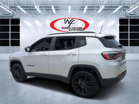 More photos of 2026 Jeep Compass Latitude Altitude at Woody Folsom CDJR of Douglas, GA