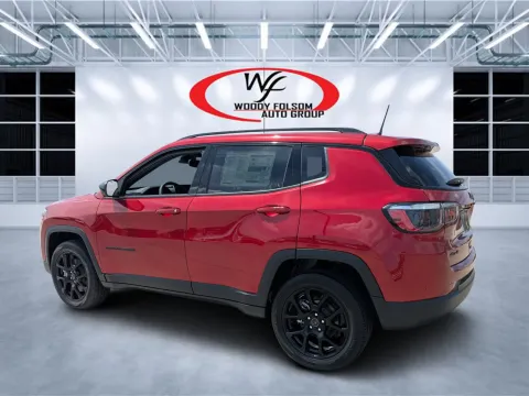 More photos of 2026 Jeep Compass Latitude Altitude at Woody Folsom CDJR of Douglas, GA