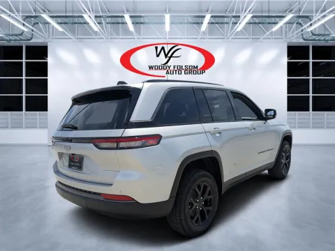 Another view of 2026 Jeep Grand Cherokee Laredo Altitude for sale in Douglas, GA at Woody Folsom CDJR of Douglas