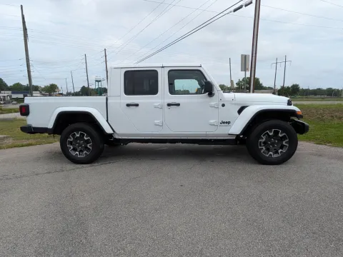 Another view of 2026 Jeep Gladiator Sahara for sale in Douglas, GA at Woody Folsom CDJR of Douglas