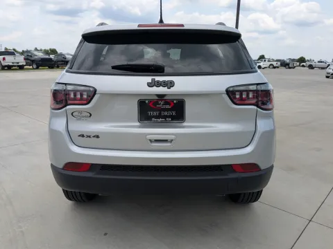 More photos of 2026 Jeep Compass Latitude Altitude at Woody Folsom CDJR of Douglas, GA