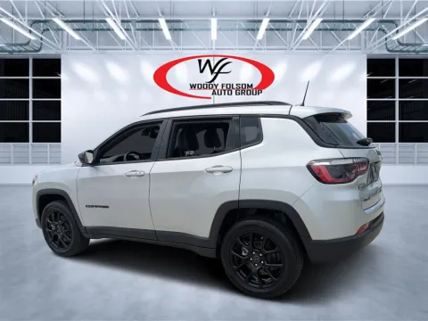 More photos of 2026 Jeep Compass Latitude Altitude at Woody Folsom CDJR of Douglas, GA