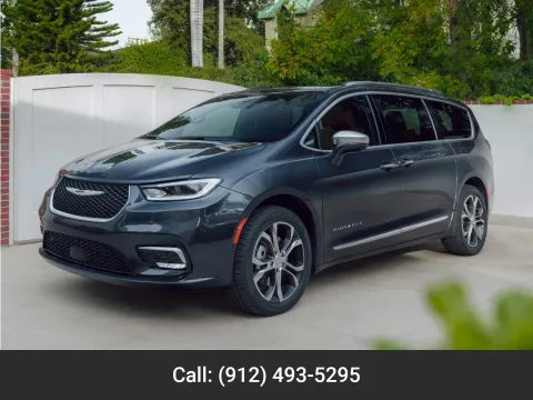 Black 2021 Chrysler Pacifica Touring for sale in Douglas, GA
