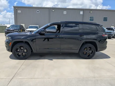 More photos of 2024 Jeep Grand Cherokee L Altitude X at Woody Folsom CDJR of Douglas, GA
