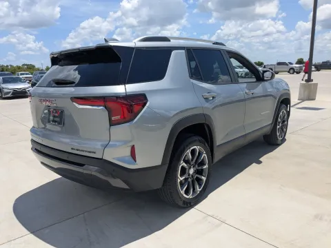 More photos of 2025 GMC Terrain AWD Elevation at Woody Folsom CDJR of Douglas, GA