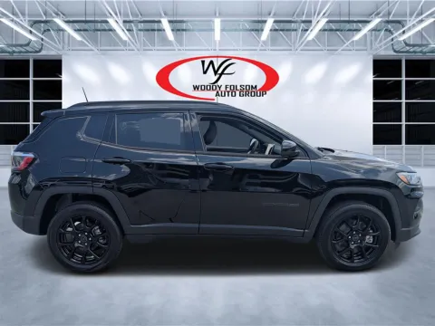 Photos of 2026 Jeep Compass Latitude Altitude for sale in Douglas, GA at Woody Folsom CDJR of Douglas