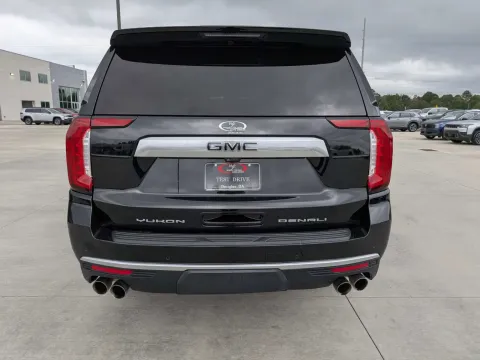 More photos of 2021 GMC Yukon Denali at Woody Folsom CDJR of Douglas, GA