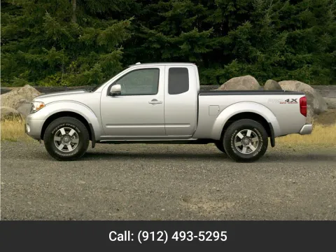 Red 2013 Nissan Frontier SV for sale in Douglas, GA